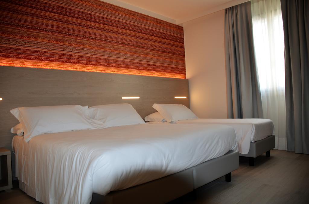 Hotel San Marco 페스키에라델가르다 외부 사진