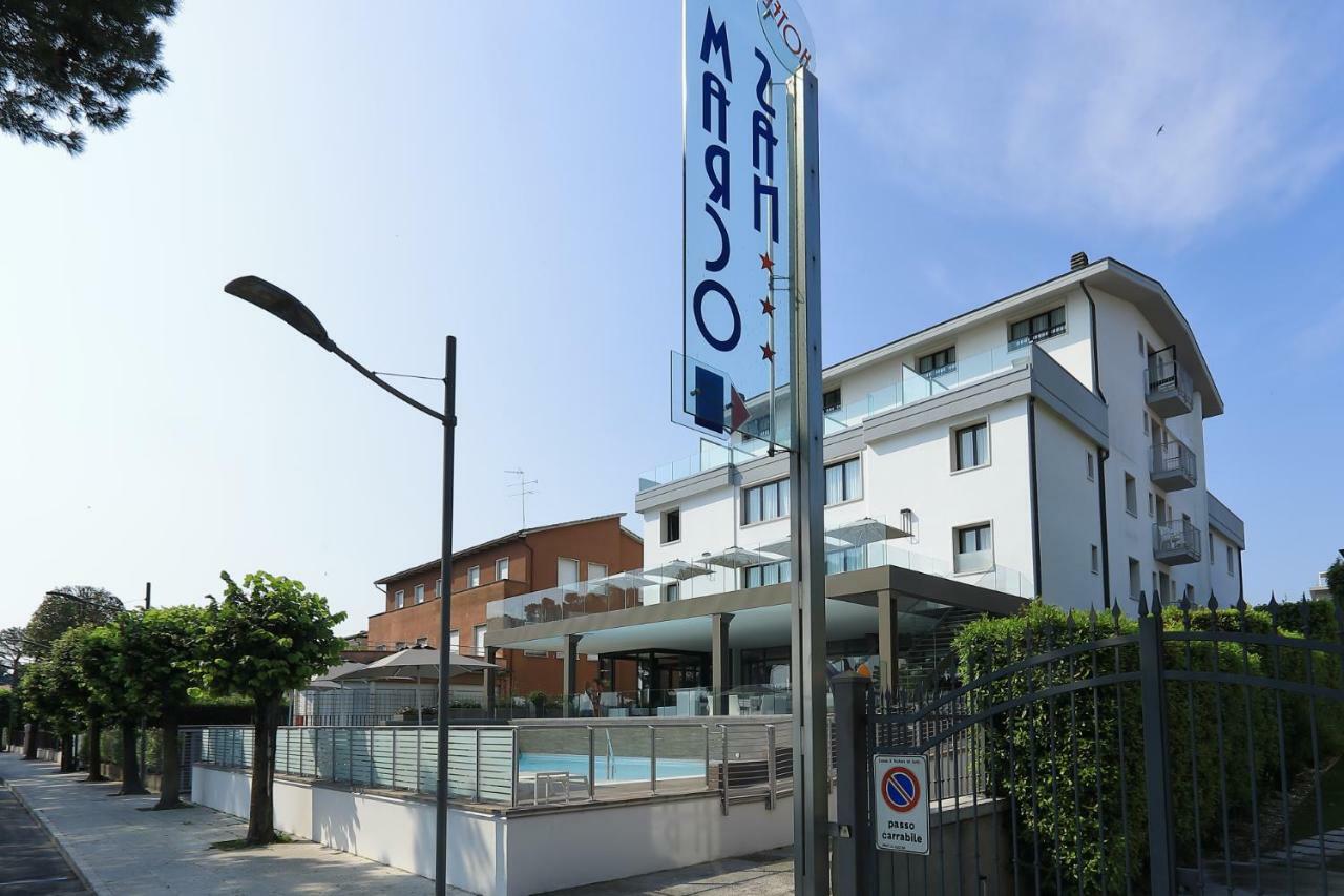 Hotel San Marco 페스키에라델가르다 외부 사진